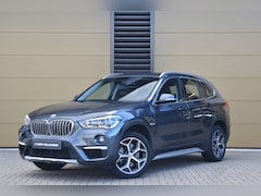 BMW X1 - sDrive20i Orange Edition II * X-Line * Head-Up * Sportstoel * LED * Lichtpakket * Achterui