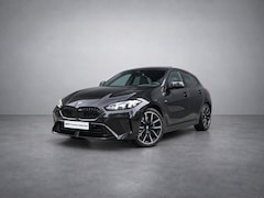 BMW 1-serie - 120 M Sportpakket Pro | Premium Pack | Achteruitrijcamera | Panoramadak | M Compound Remsy