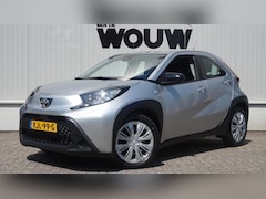 Toyota Aygo X - 1.0 VVT-i MT Play Apple Carplay/Android Auto | Achteruitrijcamera | Climate Control | Adap