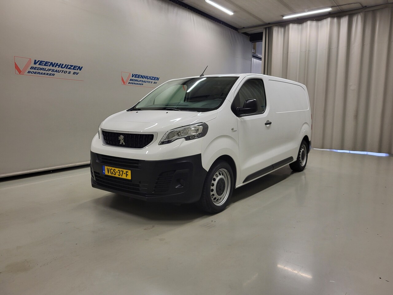 Peugeot Expert - 1.5BlueHDI 120pk Euro 6! - AutoWereld.nl