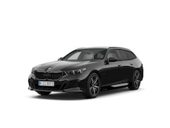 BMW 5-serie Touring - 530e M Sport Edition | M Sportpakket Pro | Innovation Pack | Travel Pack | Comfort Pack |