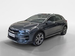 Kia XCeed - 1.5 T-GDI MHEV DynamicLine | Cruise Control | Climate Control | Camera | Navigatie | 18 In