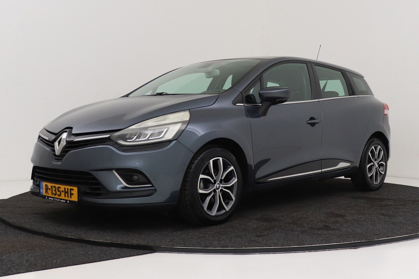 Renault Clio Estate - 1.2 Intens | Panoramadak | Automaat | Stoelverwarming | Camera | Climate Control | LED | K - AutoWereld.nl