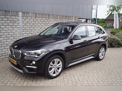 BMW X1 - XDrive20i High Executive Autom Panodak Leder Sportst Stoelverw Navi Head-Up Clima Cruise 2