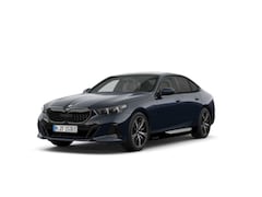 BMW 5-serie - Sedan 530e M Sport Edition | M Sportpakket Pro | Innovation Pack | Travel Pack | Comfort P