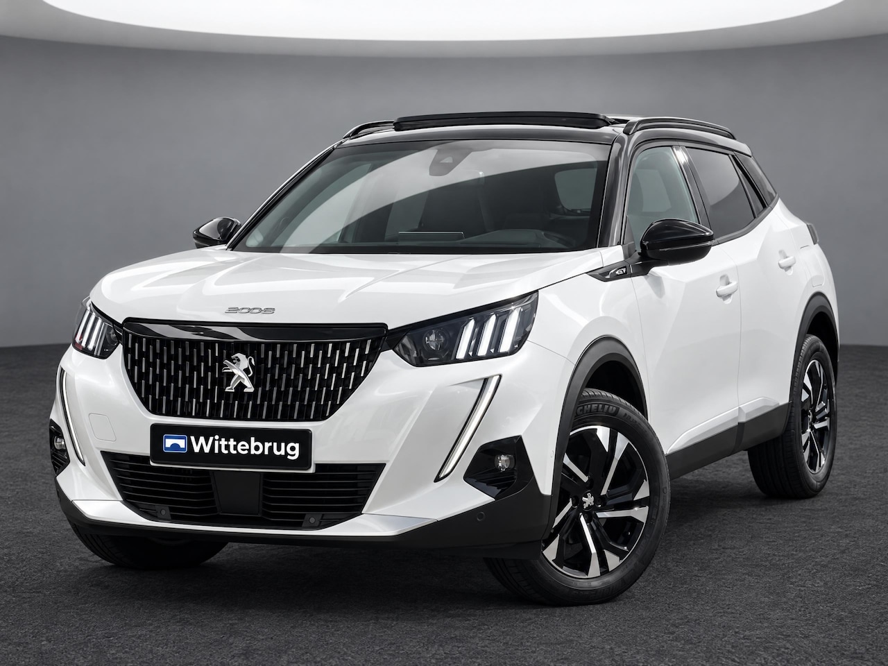 Peugeot 2008 - 1.2 PureTech GT Automaat / Panodak / Camera - AutoWereld.nl