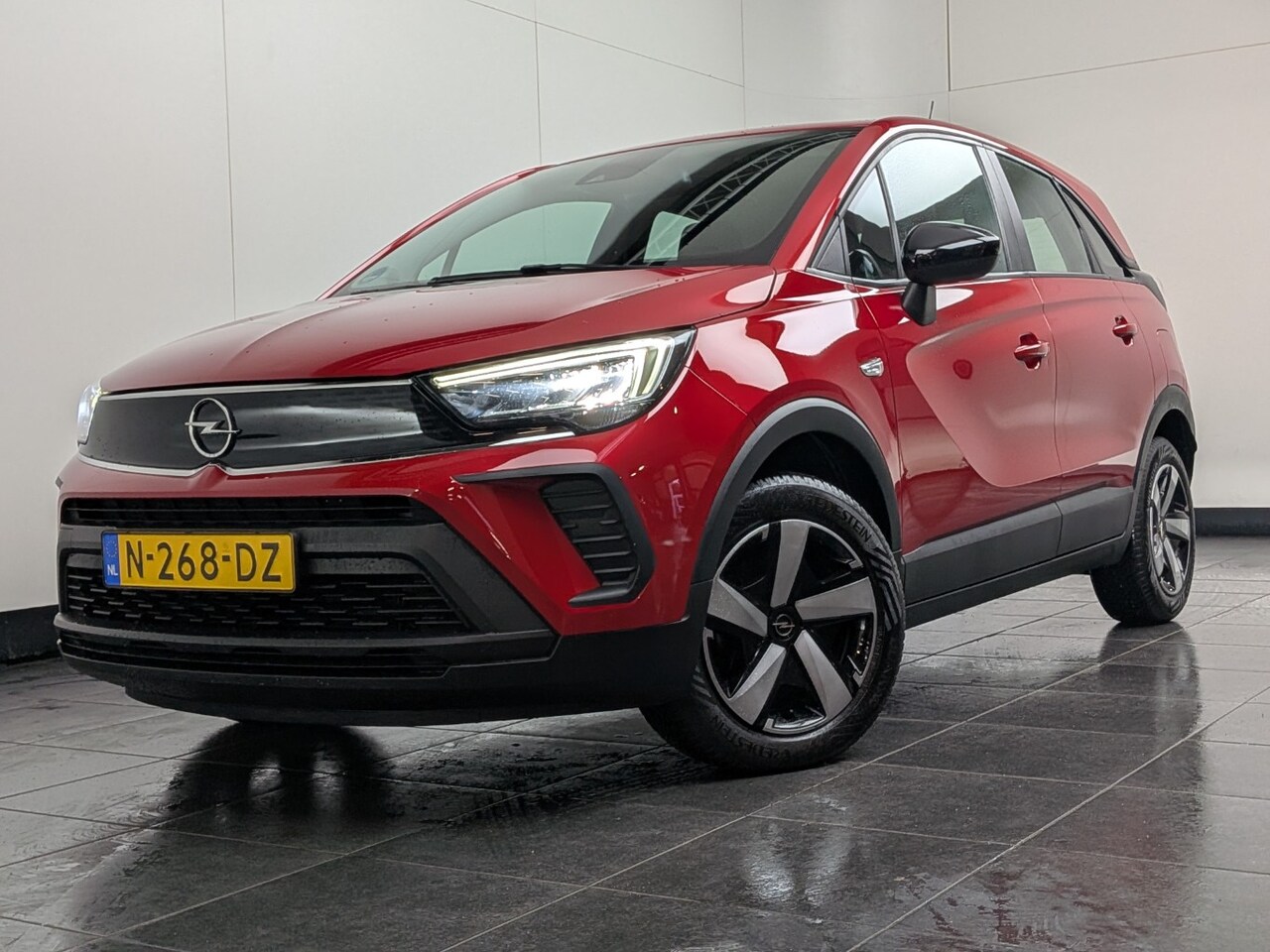 Opel Crossland - 1.2 Turbo Edition / Navigatie / Carplay / Airco / DAB / LED - AutoWereld.nl
