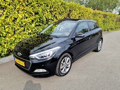 Hyundai i20 - 1.2 Zeer luxe uitvoering Clima Pannodak
