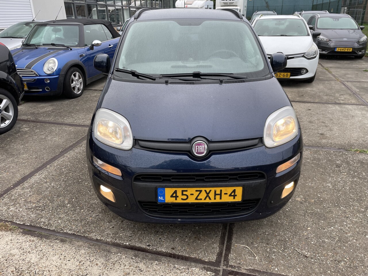 Fiat Panda - 0.9 TwinAir Sempre Handel/export loopt rijdt goed nl auto gaat soms in nood loop na op sta - AutoWereld.nl