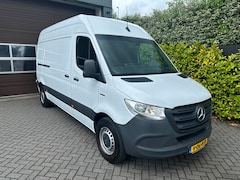 Mercedes-Benz eSprinter - ESprinter L2H2 85KW 47 kWh Achteruitrijcamera Stoelverwarming Airco