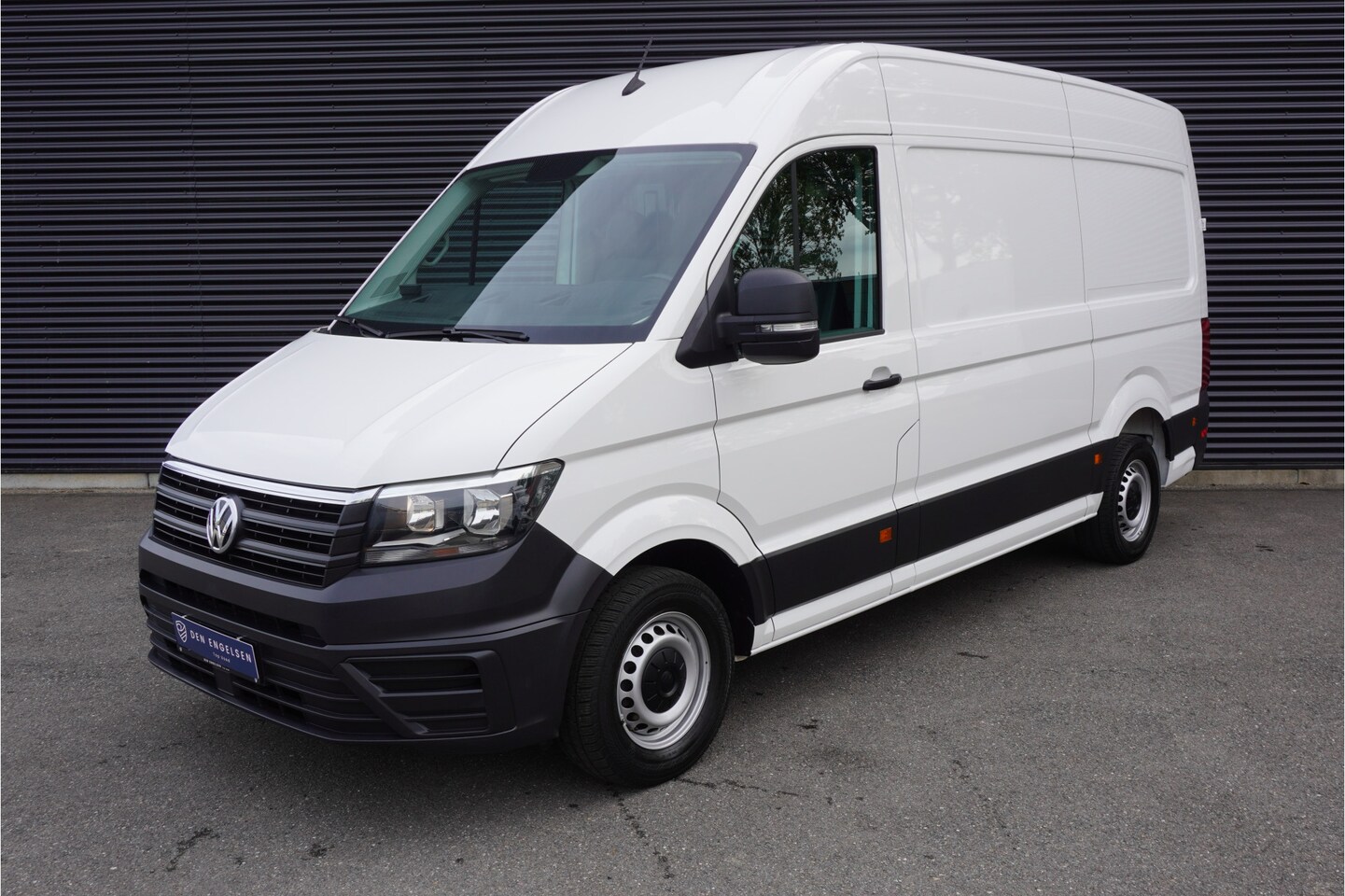 Volkswagen Crafter - Volkswagen Crafter 180pk RWD L3H3/L2H2 3500kg Trekgewicht Trekhaak Apple carplay Camera Cr - AutoWereld.nl