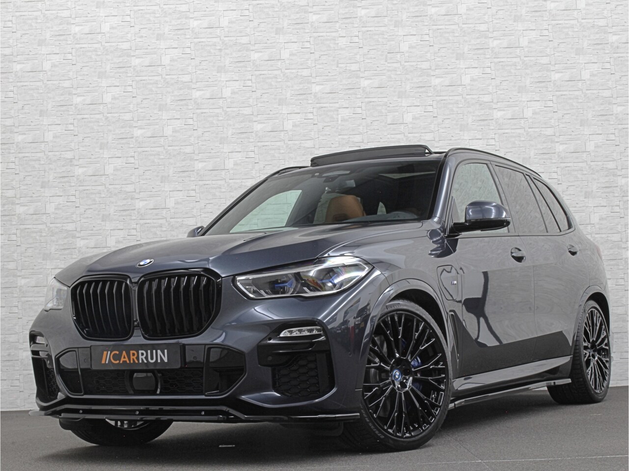 BMW X5 - 45e M-Performance Seats | 360 View | Panorama | ACC | Kristal pook | Head-Up | Laser-LED | - AutoWereld.nl