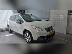 Peugeot 2008 - 1.2 VTi Allure