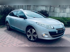 Renault Mégane Estate - 1.4 TCe Bose / EXPORT / RIJDT EN SCHAKELT goed /