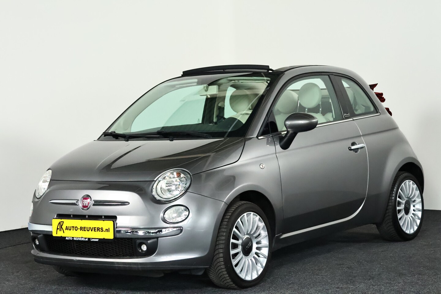 Fiat 500 C - 1.2 Lounge / Opendak / Airco / Bluetooth / Allseason - AutoWereld.nl