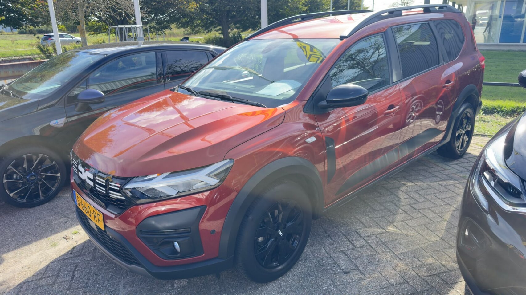 Dacia Jogger - 1.0 TCe 100 ECO-G Extreme 5p. | Camera | Android Auto/Apple Carplay | Sensoren | Cruise | - AutoWereld.nl