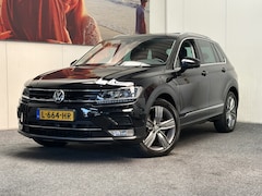 Volkswagen Tiguan - 2.0 TSI 4MOTION HIGHLINE AUTOMAAT PANORAMADAK TREKHAAK NAVIGATIE ADAPTIVE CRUISE CONTROL S