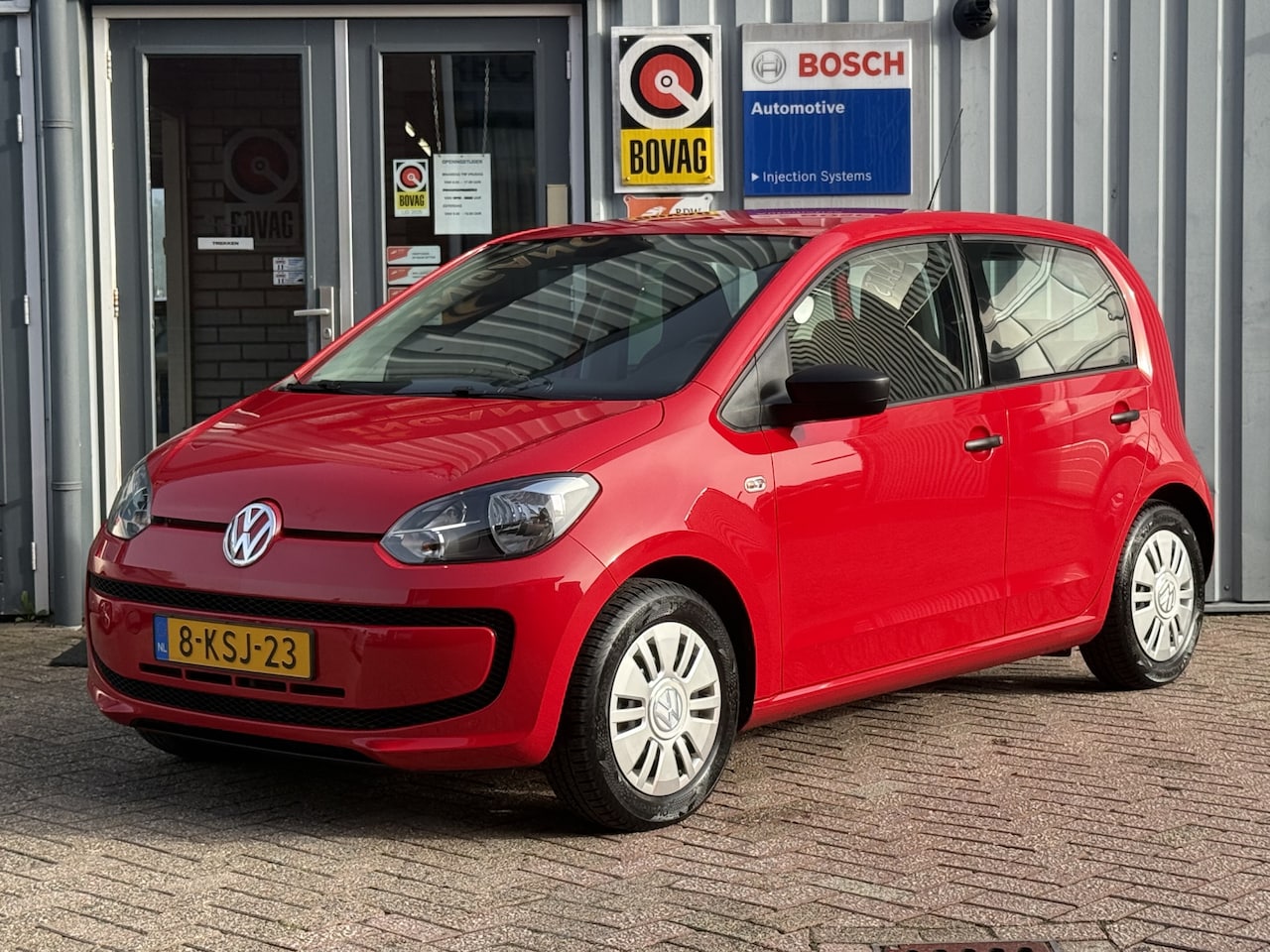 Volkswagen Up! - 1.0 take up! BlueMotion | EERSTE EIGENAAR | AIRCO | 5DRS | - AutoWereld.nl