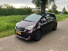 Toyota Verso S - 1.3 VVT-i Trend Pano Airco Cruise Trekhaak Achteruitrij Camera Navi
