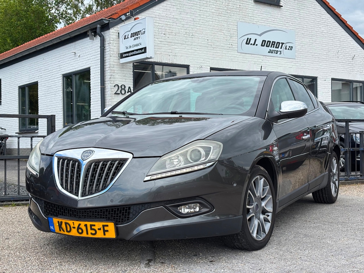 Lancia Delta - 1.8-16V Di Platino automaat! - AutoWereld.nl