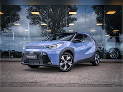 Toyota Aygo X - Hybrid 115 pulse Automaat * Stoelverwarming * Camera * Carplay