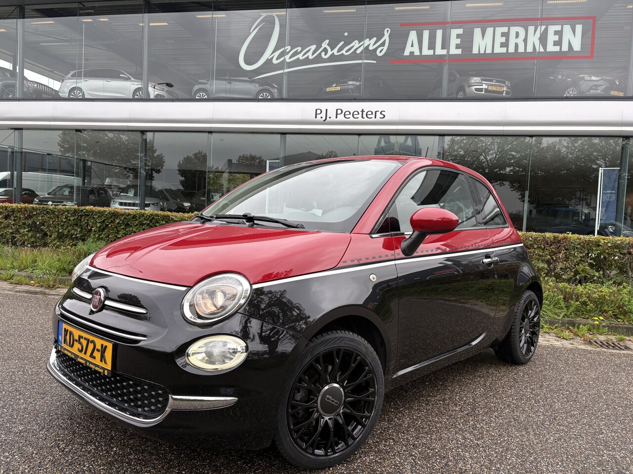 Fiat 500 - 0.9 TwinAir Turbo Lounge Bi Colore - Panoramadak - Airco - Navigatie - Parkeersensor achte - AutoWereld.nl