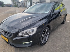 Volvo V60 - 2.0 D3 Summum