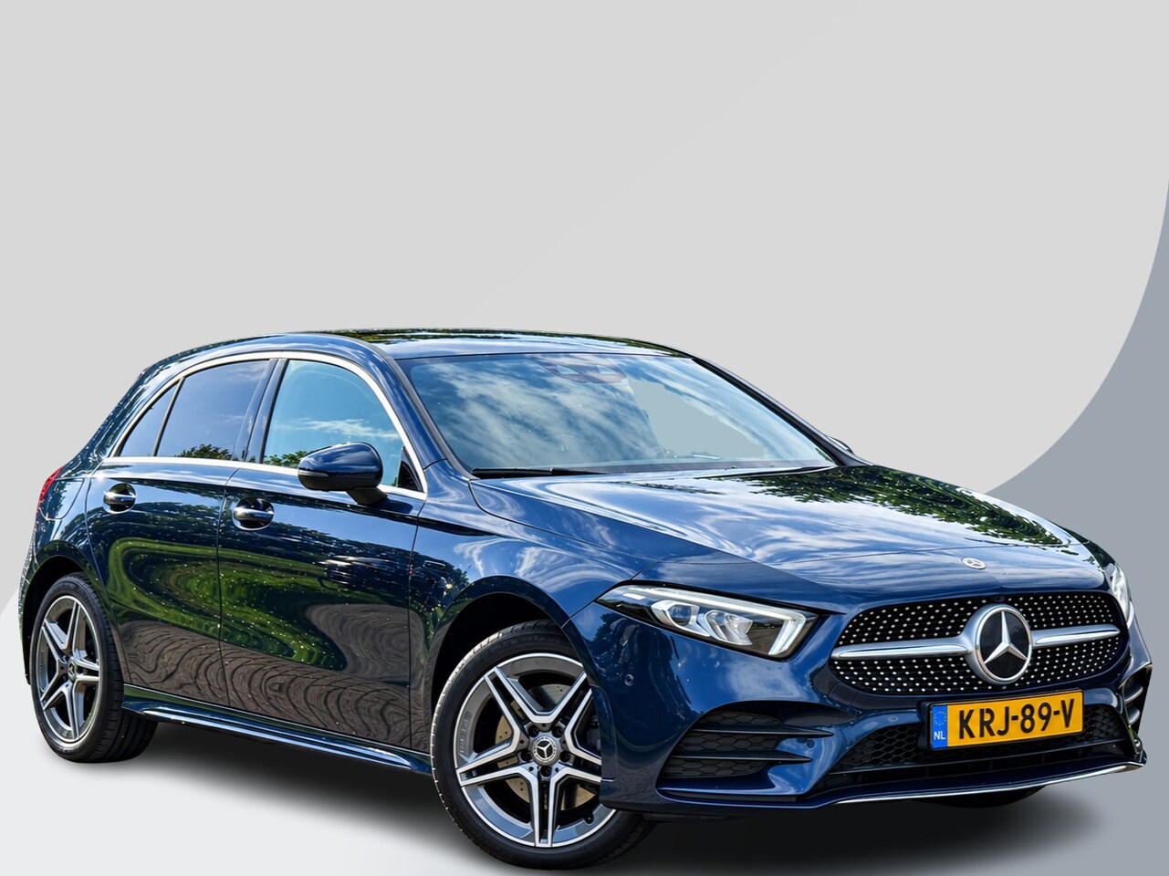 Mercedes-Benz A-klasse - 250 e AMG Line 217 PK | Panoramadak | Stoelverwarming | SOH 93,9% | Sportstoelen | Groot S - AutoWereld.nl