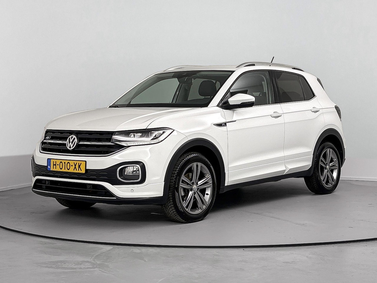Volkswagen T-Cross - 1.0 TSI Style Airco | Cruise Control | Dakrails | Lederen Stuurwiel | Lichtmetalen Velgen - AutoWereld.nl