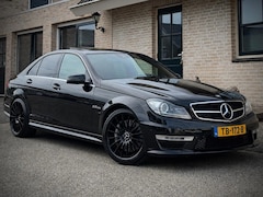 Mercedes-Benz C-klasse - AMG C63 6.2 V8 FACE LIFT|FULL OPTIONS