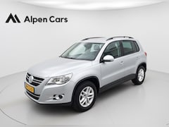 Volkswagen Tiguan - 1.4 TSI Comfort&Design Eerste eigenaar / Cruise controle / AC / Trekhaak