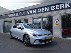 Volkswagen Golf - 1.5 eTSI Life Business