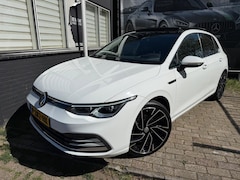Volkswagen Golf - 2.0 TDI Style Pano HUD