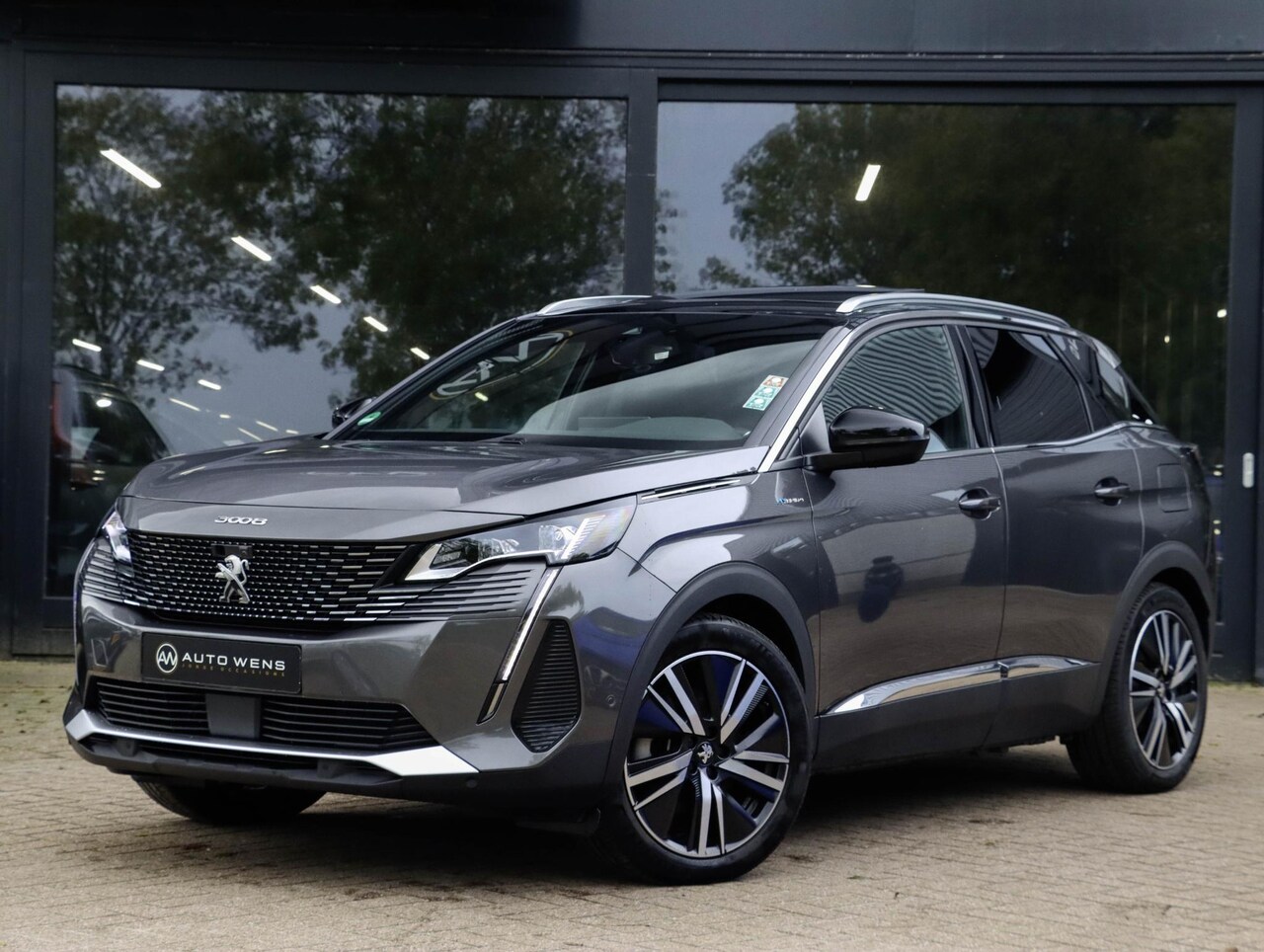 Peugeot 3008 - 1.6 HYbrid4 300 GT Trekhaak Focal Panodak NappaLeer SoH 95% Dealeronderhouden! - AutoWereld.nl