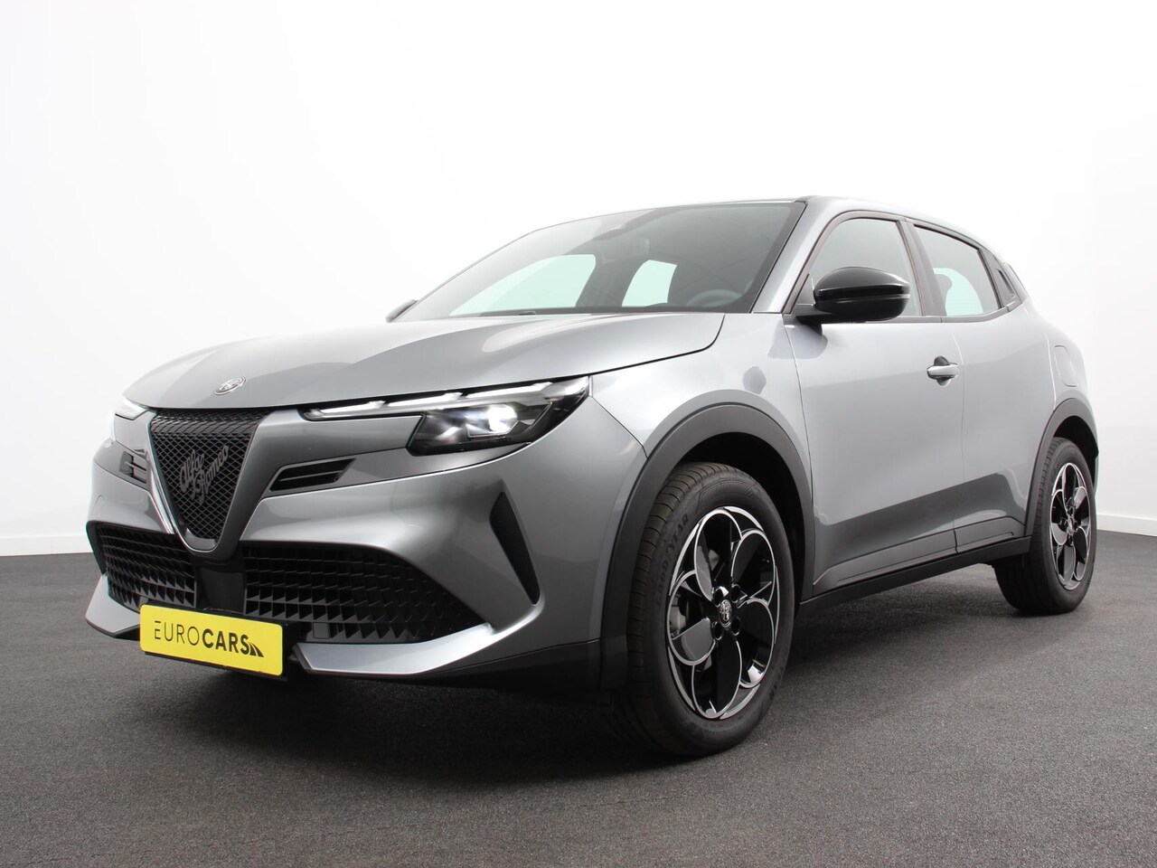 Alfa Romeo Junior - Elettrica Automaat 156PK Adaptieve Cruise Control LMV 18 inch Full Led Matrix Parkeer sens - AutoWereld.nl
