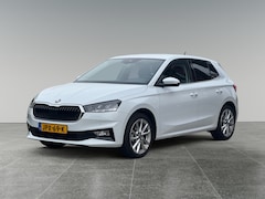 Skoda Fabia - 1.0 TSI 95pk Business Edition | Trekhaak | Stoelverwarming | Achteruitrijcamera