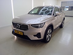 Volvo XC40 - 1.5 T4 Plug-in hybrid Plus Bright Trekhaak | Elektr. verstelbare stoelen | Adaptive Cruise