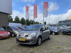 Renault Grand Modus - 1.2 TCE Exception, Airco Cruisecontrol, Achteruitrijsensoren, Elektrischpakket, Leder/Stof
