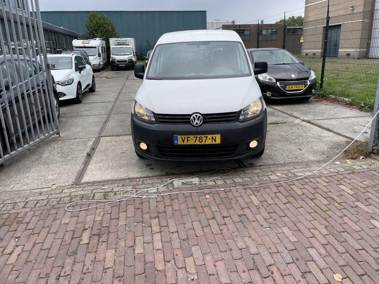 Volkswagen Caddy - 1.6 TDI Economy Baseline 1e eig airco zuifdeur rijdt goed en loopt goed - AutoWereld.nl
