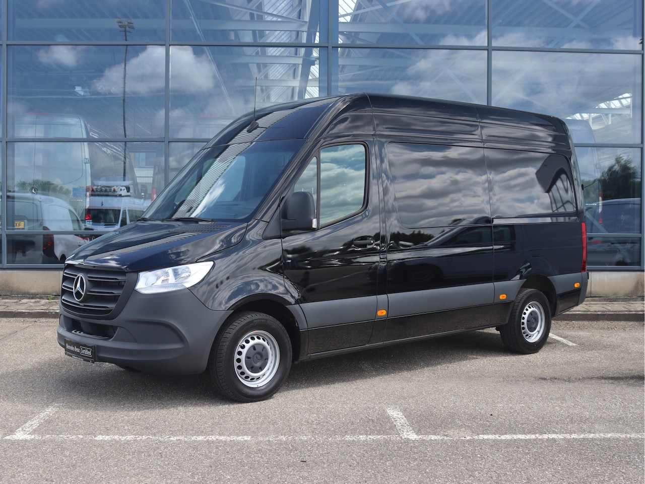 Mercedes-Benz Sprinter - 317 CDI L2H2 Pro | AIRCO/CAMERA/CRUISE/3.500KG AHW | Certified - AutoWereld.nl