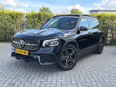 Mercedes-Benz GLB - 180 Premium AMG-Line | Cruise Control | Schuifdak | Trekhaak | Stoelverwarming | Sfeerverl