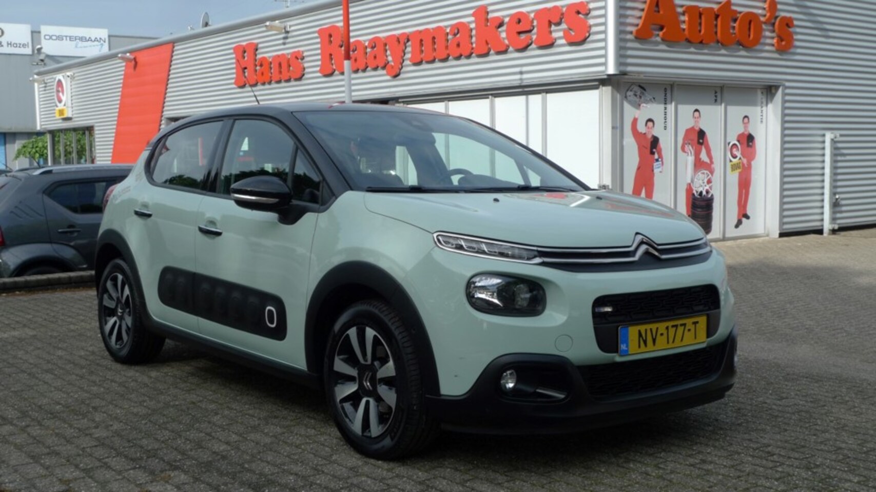 Citroën C3 - 1.2 S&S Shine Carplay, navigatie, cruise control, PDC, Camera. All-in prijs - AutoWereld.nl