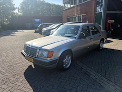 Mercedes-Benz 200-500 (W124) - 200