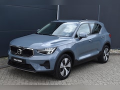 Volvo XC40 - T2 Core | Automaat | Parkeer Camera | Navigatie Systeem | Parkeer Assist Front + Rear | Al
