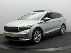 Skoda Enyaq iV - 60 SoH 94, 5% | Panoramadak | Adaptive Cruise | Navigatie | Camera | Stuurverwarming