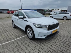 Skoda Enyaq iV - 60 | Stoelverwarming | Apple Carplay | Keyless | Parkeersensoren | Apple Carplay/Android A