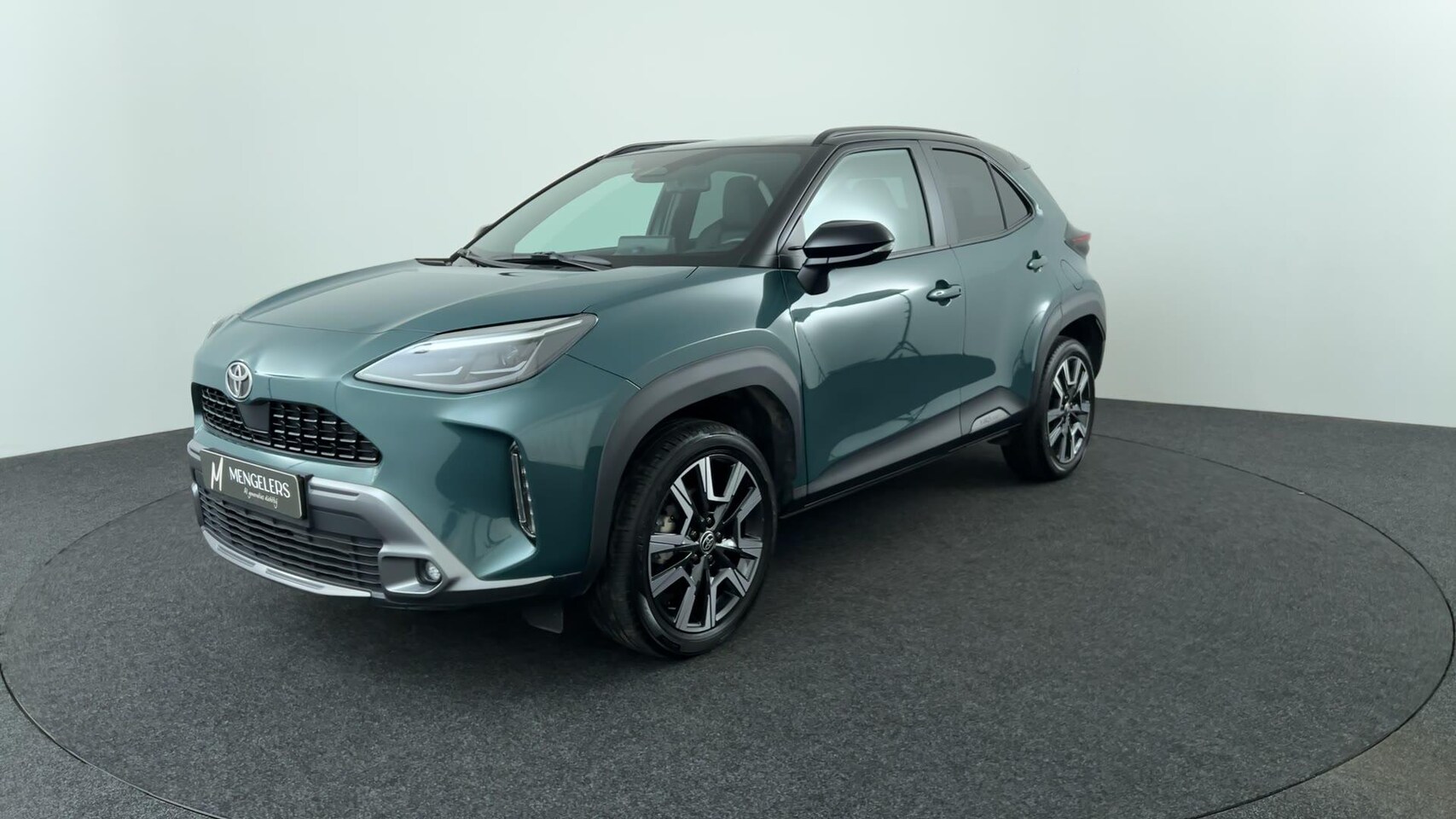 Toyota Yaris Cross - 1.5 Hybrid 130 Executive | Rijklaar | - AutoWereld.nl