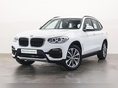 BMW X3 - xDrive20i Executive Automaat / Trekhaak / LED / Live Cockpit Professional / PDC