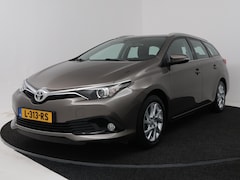 Toyota Auris Touring Sports - 1.2T Dynamic | 1300kg trekgewicht | Navigatie |