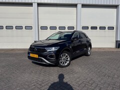 Volkswagen T-Roc - l Trekhaak afn. l Stoelverwarming l Camera l Apple Car Play/Android l Navigatie l Lm-Velge